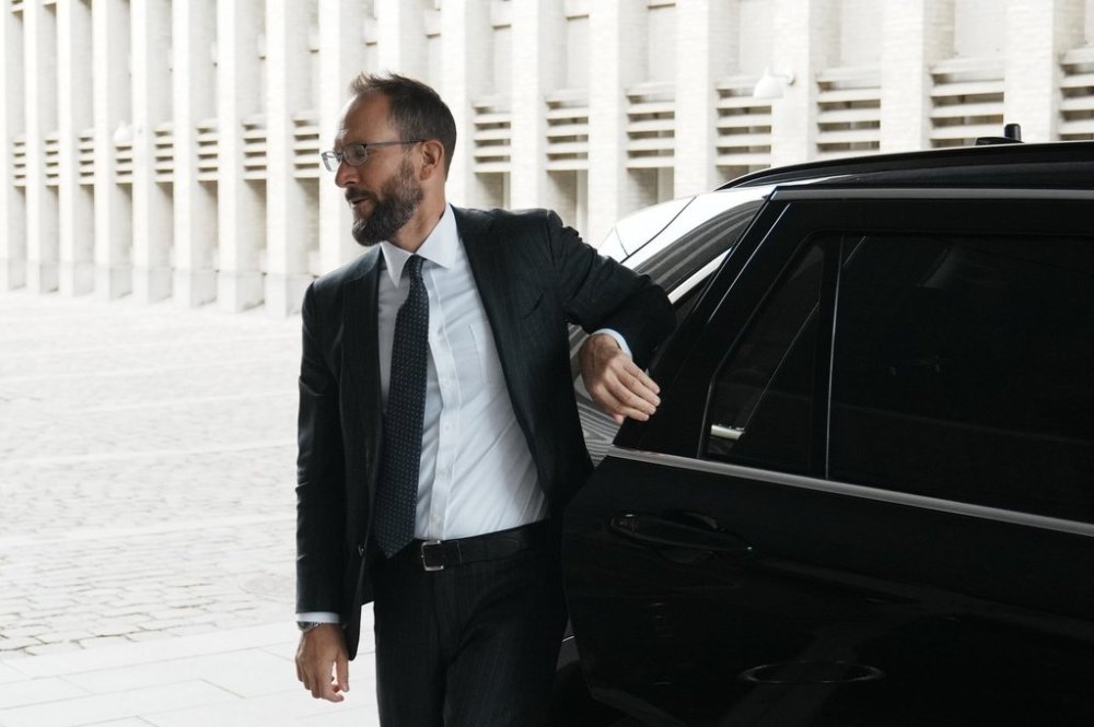 Mark Stroh, the top U.S. diplomat in Denmark, arrives the Ministry of Foreign Affairs in Copenhagen, Denmark, Wednesday, Aug. 27, 2025. (Thomas Traasdahl/Ritzau Scanpix via AP)