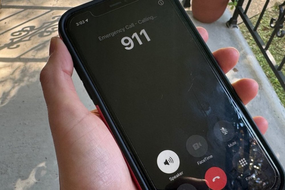This photo taken Sept. 25, 2025, in Jackson, Miss. shows a blank screen on a phone while making a 911 call which resulted in a dial tone, during a 911 systems outage across Mississippi and Louisiana. (AP Photo/Sophie Bates)