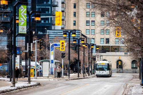 MIKAELA MACKENZIE / FREE PRESS FILES
                                A new proposal calls for the city to accept grants for a $400,000 feasibility study on a geothermal district energy system for Graham Avenue in downtown Winnipeg.