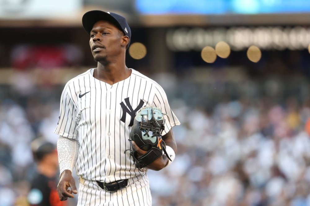 New York Yankees' Jazz Chisholm Jr. runs to the dugout during the eighth inning of a baseball game against the Baltimore Orioles, Sunday, Sept. 28, 2025, in New York. (AP Photo/Pamela Smith)