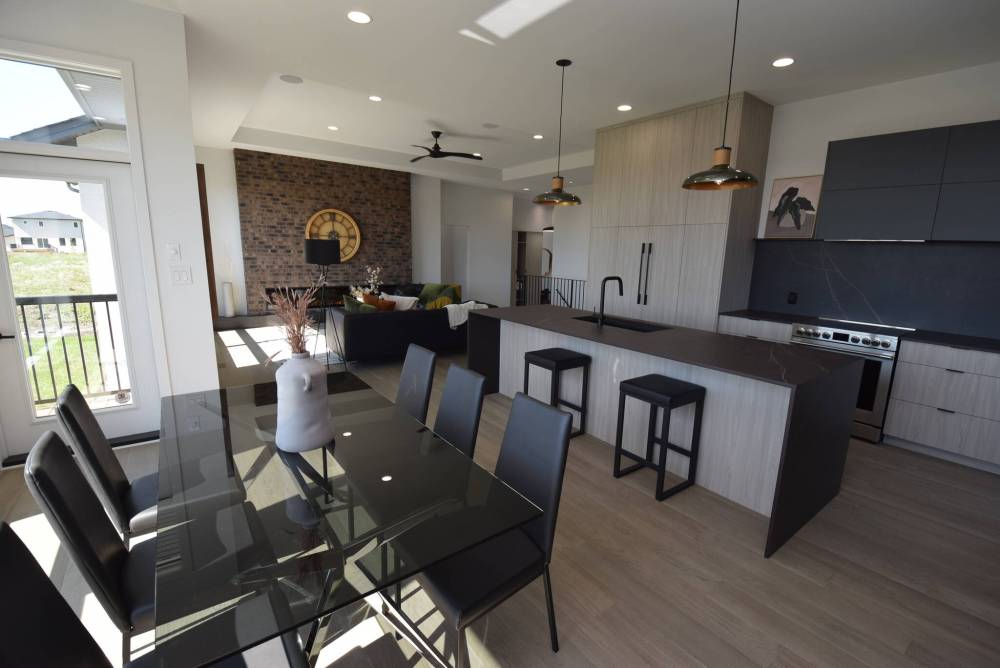 Todd Lewys photos / Free Press
People who enjoy entertaining will love the seamless flow of the main living area.