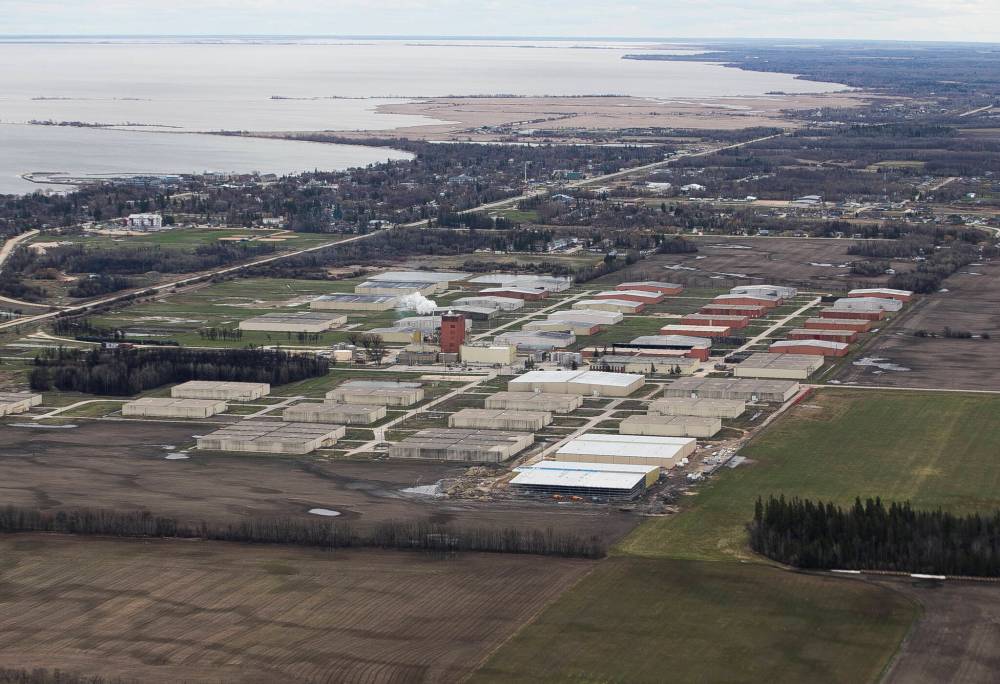 JOHN WOODS / FREE PRESS FILES
                                Aerial photo of Diageo Canada distillery in Gimli. The company plans to shutter its facility in Amherstburg, Ont. next year, putting 200 people in that province out of work.