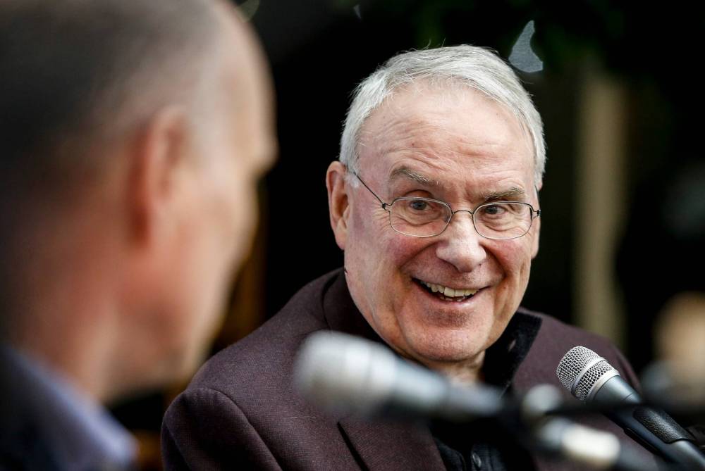 JOHN WOODS / WINNIPEG FREE PRESS
Former hockey player, MP and lawyer Ken Dryden