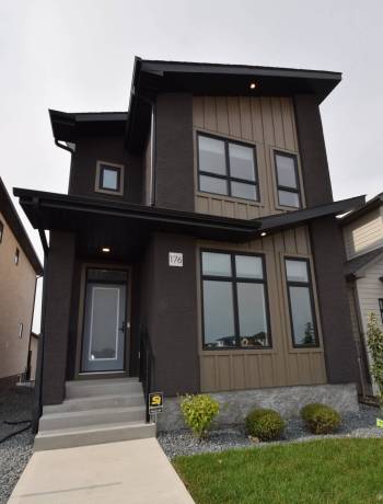 Todd Lewys / Free Press
                                The 1,433 sq. ft. home at 176 Ruth Crossing in Bison Run home is well-laid out and beautifully finished.