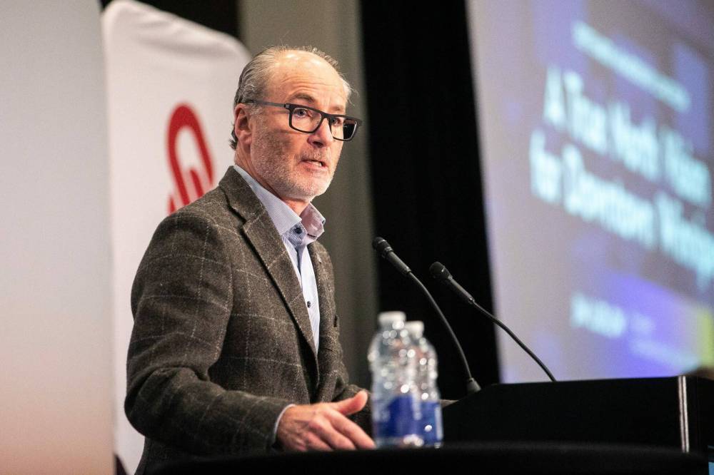 MIKAELA MACKENZIE / FREE PRESS
Jim Ludlow, president of True North Real Estate Development, speaks on True North’s vision for downtown at a Winnipeg Chamber of Commerce luncheon at the Delta downtown, Friday.