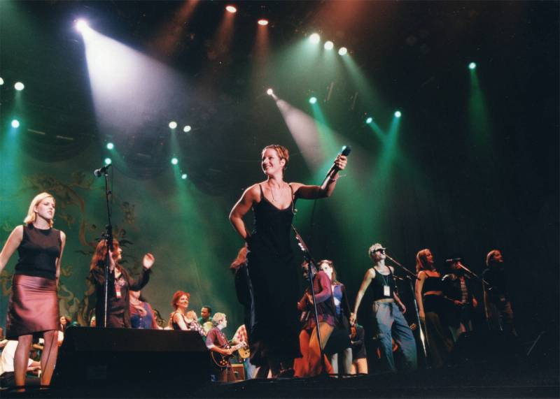Crystal Heald Photo
                                Lilith Fair finale show in 1998, feauring Diana Krall, Sarah McLachlan, Angelique Kidjo, Lisa Loeb, Sam Bettens, Tara Maclean