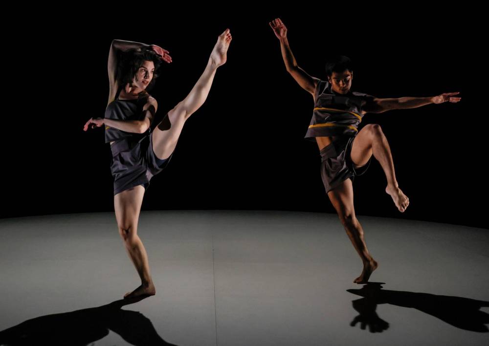 JOHN WOODS / FREE PRESS
                                Carol-Ann Bohrn and Reymark Capacete perform Winnipeg’s Contemporary Dancers’ Retuning.