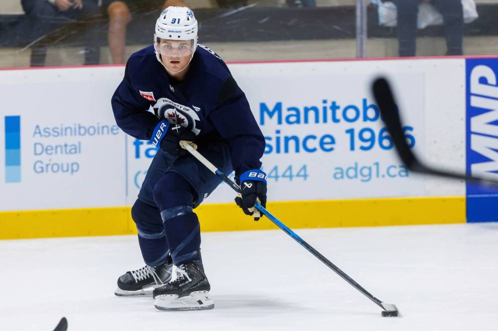 MIKE DEAL / FREE PRESS
‘Manitoba Miracle’ sniper and Winnipeg Jets forward Cole Perfetti has been paired with Jonathan Toews and Gustav Nyquist at training camp.