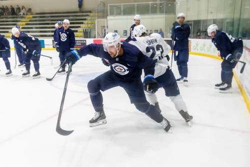 MIKE DEAL / FREE PRESS 
                                Tanner Pearson (70), the latest versatile forward to join the Winnipeg Jets, feels like joining the club is his best chance at capturing a career second Stanley Cup.