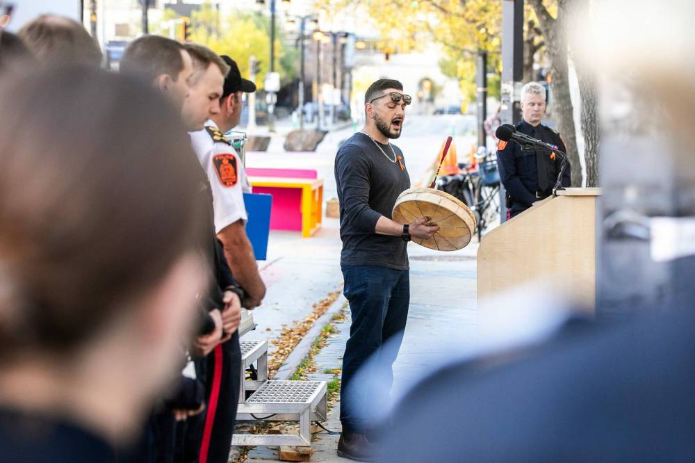 MIKAELA MACKENZIE / FREE PRESS
Damian Lawrenchuk performs during the sacred ceremony.