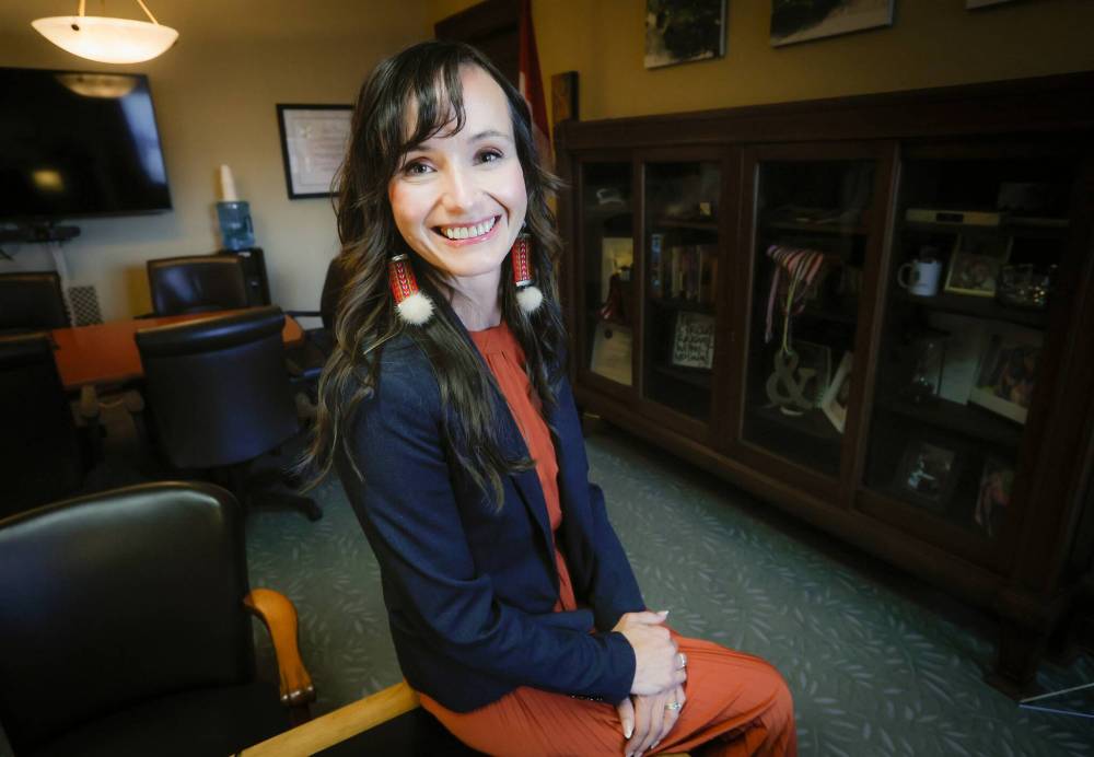 JOHN WOODS / FREE PRESS
Manitoba minister Renee Cable was absent for much of the spring because of a severe infection and subsequent complications.