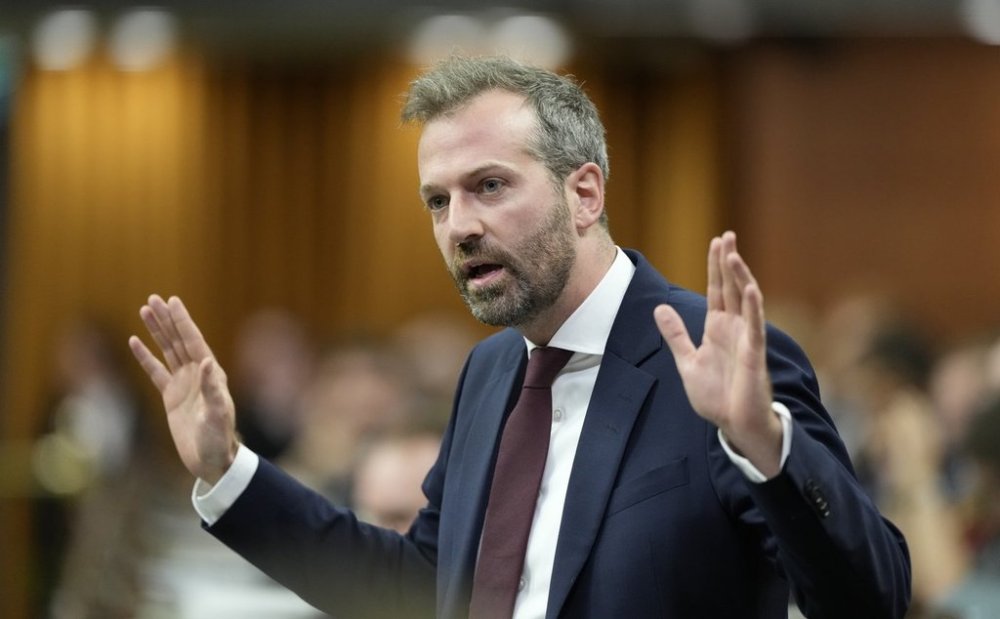 Government Transformation, Public Works and Procurement Minister Joël Lightbound rises during question period on Parliament Hill in Ottawa on Wednesday Sept. 24, 2025.THE CANADIAN PRESS/Adrian Wyld