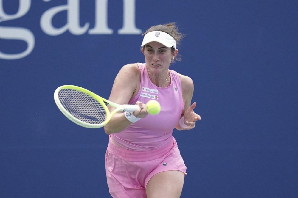 Rebecca Marino of Canada during the first round of the U.S. Open tennis tournament, Sunday, Aug. 24, 2025, in New York. (AP Photo/Vera Nieuwenhuis)