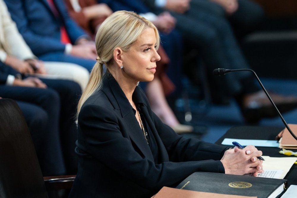 Attorney General Pam Bondi appears for an oversight hearing before the Senate Judiciary Committee, on Capitol Hill in Washington, Tuesday, Oct. 7, 2025. (AP Photo/Allison Robbert)