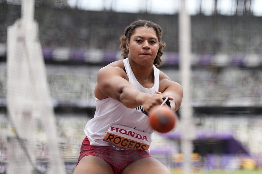 Canada's Camryn Rogers makes an attempt in the women's hammer throw qualification at the World Athletics Championships in Tokyo, Sunday, Sept. 14, 2025. (AP Photo/Matthias Schrader)