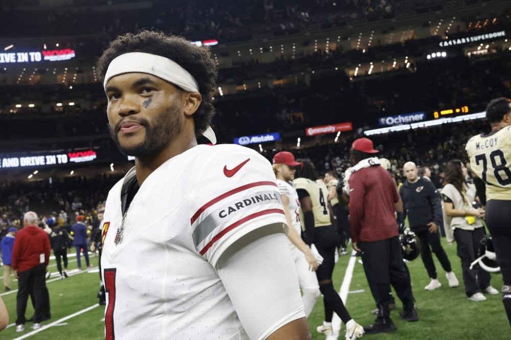 Arizona Cardinals quarterback Kyler Murray walks off the field after an NFL football game win against the New Orleans Saints Sunday, Sept. 7, 2025, in New Orleans. (AP Photo/Butch Dill)