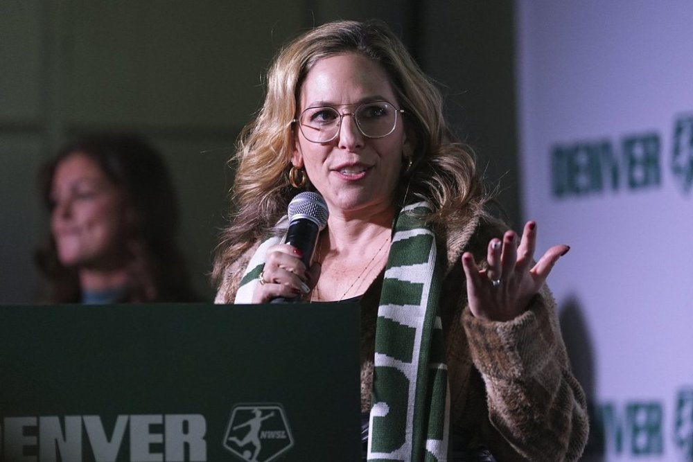 FILE - Jessica Berman, commissioner of the National Women's Soccer League, announces the securing of a bid by Denver to be the 16th team in the league during a news conference Thursday, Jan. 30, 2025, in Denver. (AP Photo/David Zalubowski, File)