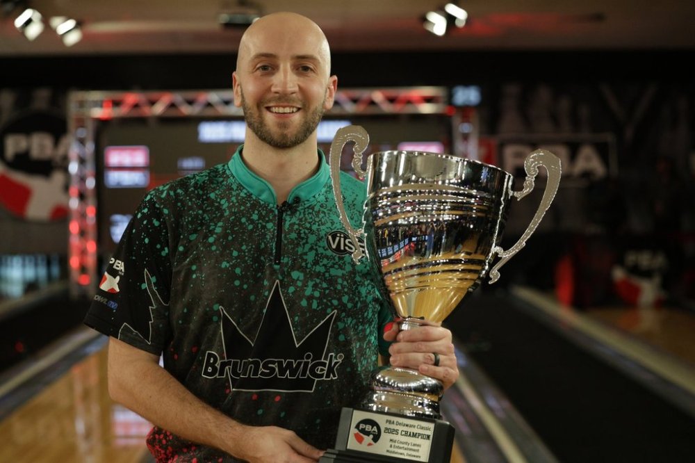 Canadian bowler Graham Fach poses after winning the PBA Delaware Classic
at Mid County Lanes and Entertainment in Middletown, Del. in this Jan. 25, 2025 handout photo. THE CANADIAN PRESS/Handout — Professional Bowlers Association (Mandatory Credit)