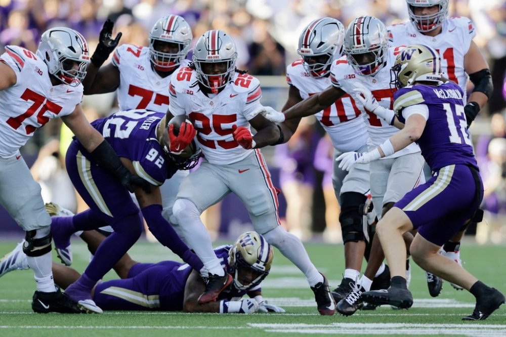 Ohio State running back Bo Jackson (25) carries the ball against the Washington during the second half of an NCAA college football game, Saturday, Sept. 27, 2025, in Seattle. (AP Photo/John Froschauer)