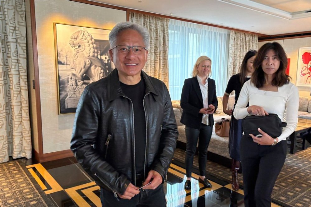 Nvidia CEO Jensen Huang attends a media Q&A session during a visit to London on Sept 17 2025. (AP Photo/Kelvin Chan)