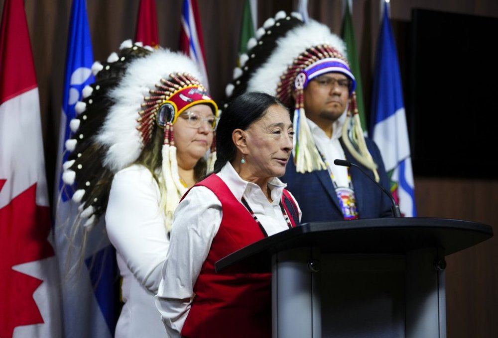 Assembly of First Nations (AFN) National Chief Cindy Woodhouse Nepinak, left to right, Joanna Bernard, regional chief for New Brunswick, and Willie Moore, regional chief for Manitoba, hold a press conference on Parliament Hill in Ottawa on Tuesday, Sept. 16, 2025. THE CANADIAN PRESS/Sean Kilpatrick