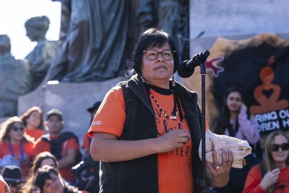 Fay-Lisa Gagne participates in National Day for Truth and Reconciliation, in Montreal, on Tuesday, Sept. 30, 2025. THE CANADIAN PRESS/Christopher Katsarov