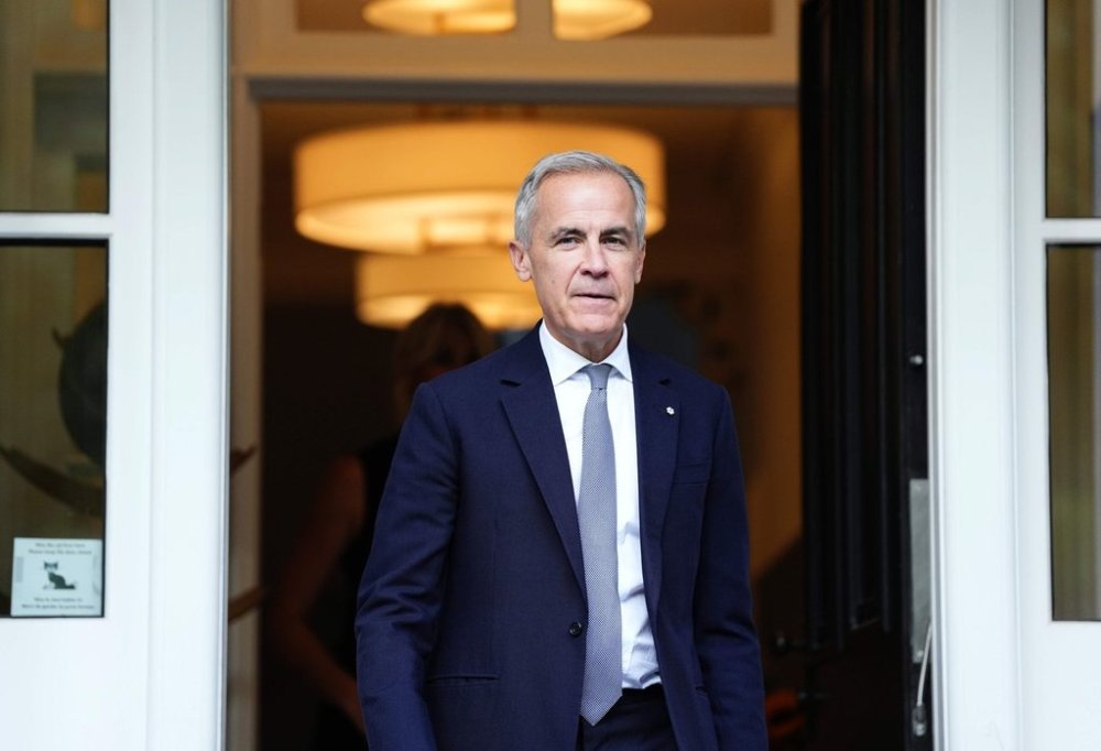 Prime Minister Mark Carney awaits the arrival of B.C. Premier David Eby, not shown, at Rideau Cottage in Ottawa, on Wednesday, Sept. 17, 2025. THE CANADIAN PRESS/Justin Tang