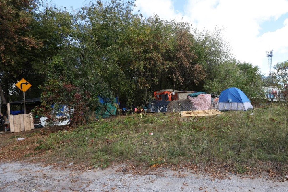 A large scale tent city near the Barrie foodbank on Anne Street, just outside of the downtown core of Barrie, Ont., is seen in this file photo. THE CANADIAN PRESS/Christopher Drost