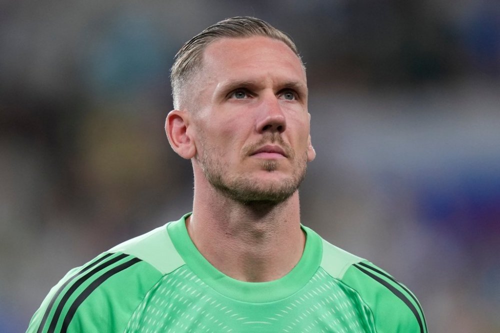 FILE - Sweden's goalkeeper Robin Olsen lines up ahead of the World Cup qualifying soccer match between Slovenia and Sweden at the Stozice stadium in Ljubljana, Slovenia, on Sept. 6, 2025. (AP Photo/Darko Bandic, File)