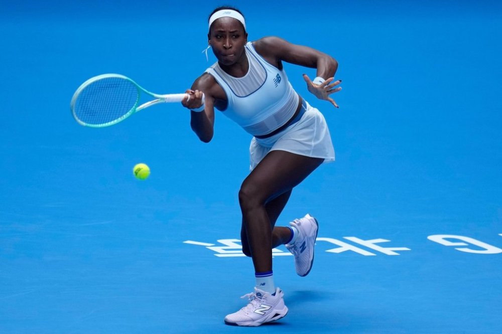 Coco Gauff of United States returns a shot from Kamilla Rakhimova in the women's singles match of the China Open tennis tournament held in Beijing, China, Friday, Sept. 26, 2025. (AP Photo/Ng Han Guan)