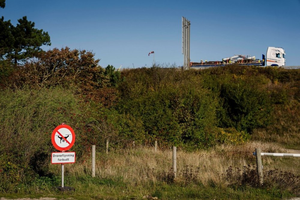 A view of a drone flying prohibited sign at Halsskov, West Zealand, Denmark, Tuesday, Sept. 30, 2025. (Mads Claus Rasmussen/Ritzau Scanpix via AP)