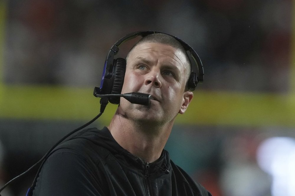 Florida head coach Billy Napier looks up during the first half of an NCAA college football game against Miami, Saturday, Sept. 20, 2025, in Miami Gardens, Fla. (AP Photo/Marta Lavandier)