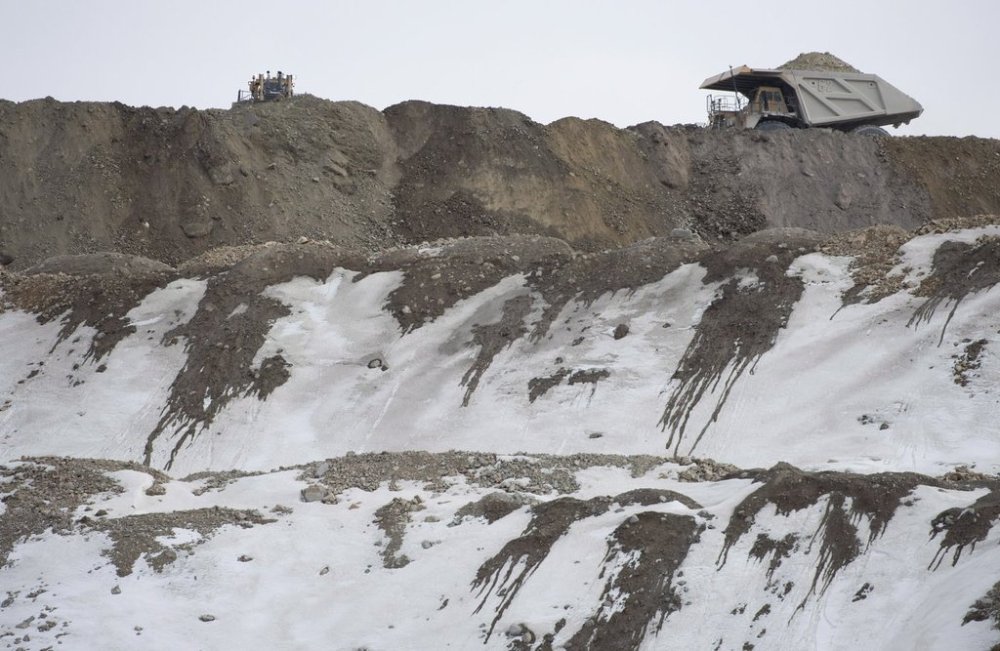 Teck's Highland Valley Copper mine is pictured in British Columbia's interior, Sunday, March 26, 2017. THE CANADIAN PRESS/Jonathan Hayward