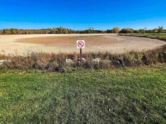The artificial lake at the provincial park is drained for maintenance annually after the summer recreation season. (Ruth Bonneville / Free Press)