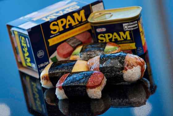 Spam musubi, a Hawaiian favourite. (John Woods / Free Press)