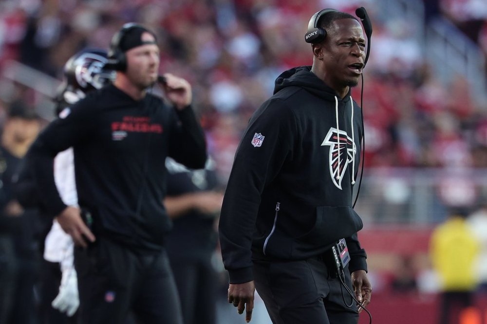 Atlanta Falcons head coach Raheem Morris speaks in the first half of an NFL football game against the San Francisco 49ers, Sunday, Oct. 19, 2025, in Santa Clara, Calif. (AP Photo/Kelley L Cox)