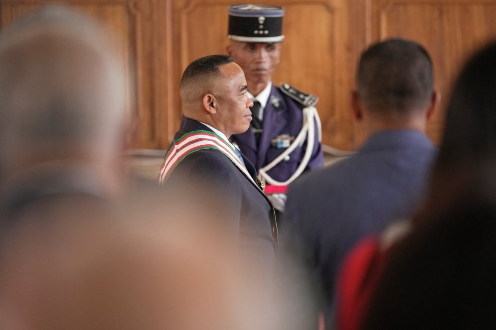 Col. Michael Randrianirina takes the oath at the high constitutional court to be sworn in as president in Antananarivo, Madagascar, Friday, Oct. 17, 2025. (AP Photo/Brian Inganga)