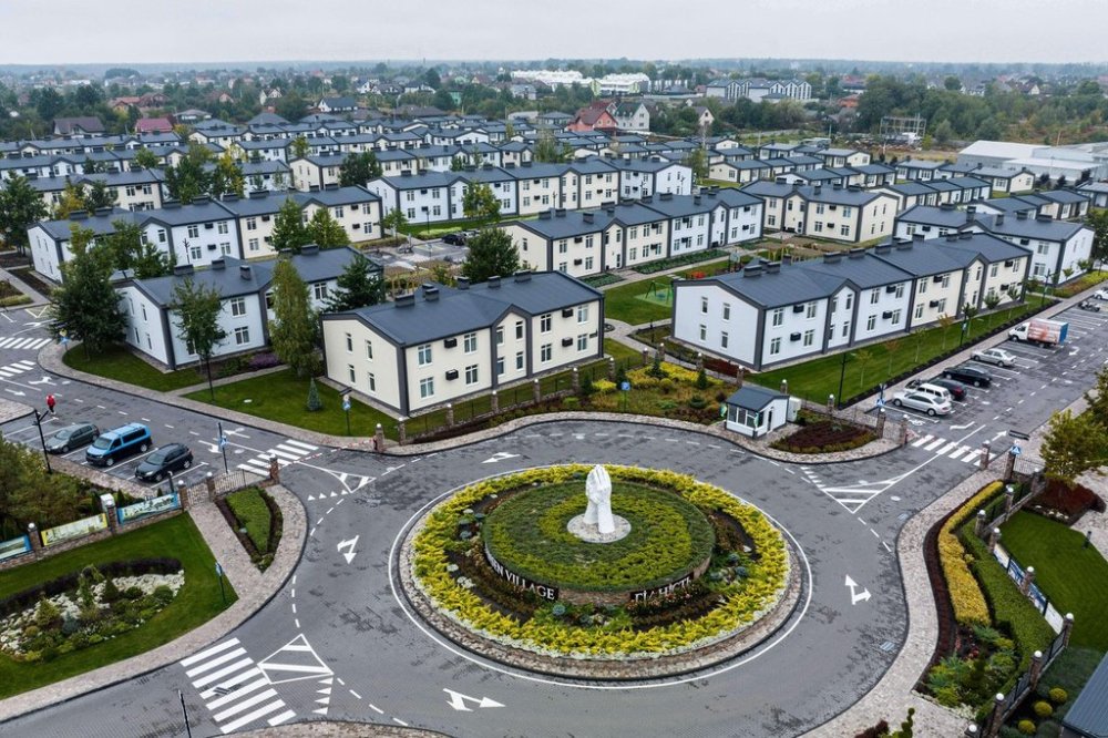 Hansen Village, a housing complex built for people who been displaced from occupied territories and separated from their families, is seen in Tarasivka, Ukraine, Thursday, Oct. 2, 2025. (AP Photo/Evgeniy Maloletka)
