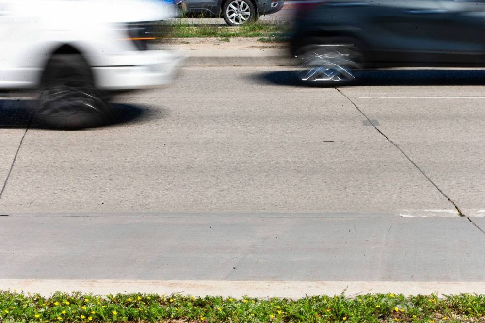 MIKAELA MACKENZIE / FREE PRESs fileS
If the Manitoba government was serious about Net Zero, it wouldn’t look at requests for money from the City of Winnipeg to widen Kenaston Boulevard.
