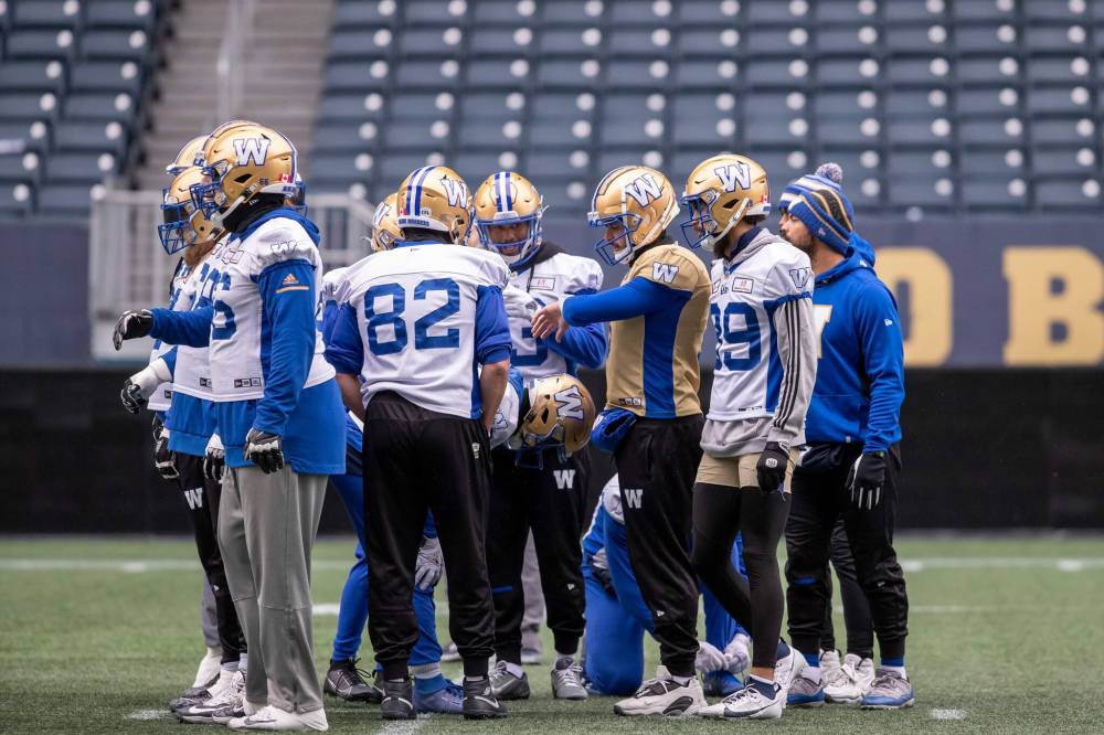 BROOK JONES / FREE PRESS FILES
The Winnipeg Blue Bombers are still in control of punching their ticket to the post-season, owning the series tiebreaker over the Edmonton Elks.