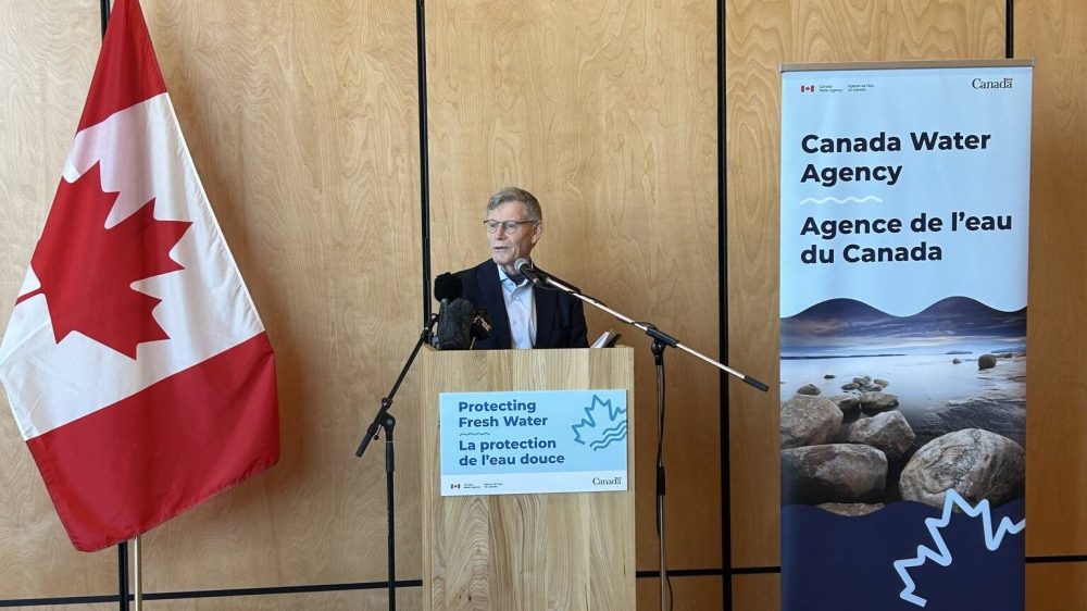 Winnipeg South MP Terry Duguid announced $1.6 million in funding from the Canada Water Agency to support projects and organizations working to keep Lake Winnipeg healthy. (Tyler Searle / Free Press)