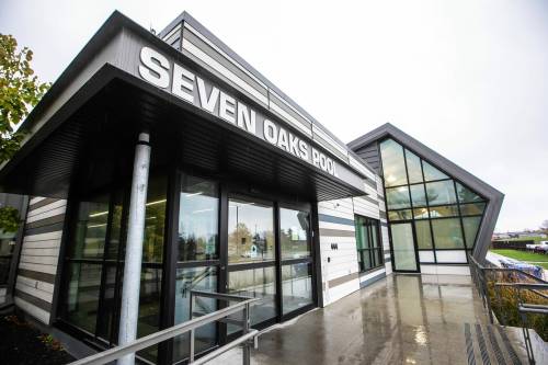 MIKAELA MACKENZIE / FREE PRESS
                                Seven Oaks Pool will be closed for a year beginning Monday.