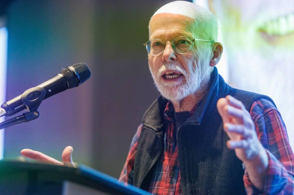 MIKE DEAL / FREE PRESS
Jim Silver talks about a new study he wrote for the Manitoba Research Alliance and the Canadian Centre for Policy Alternatives at the Adult Secondary Education Council conference at the Canadian Museum of Human Rights last week.