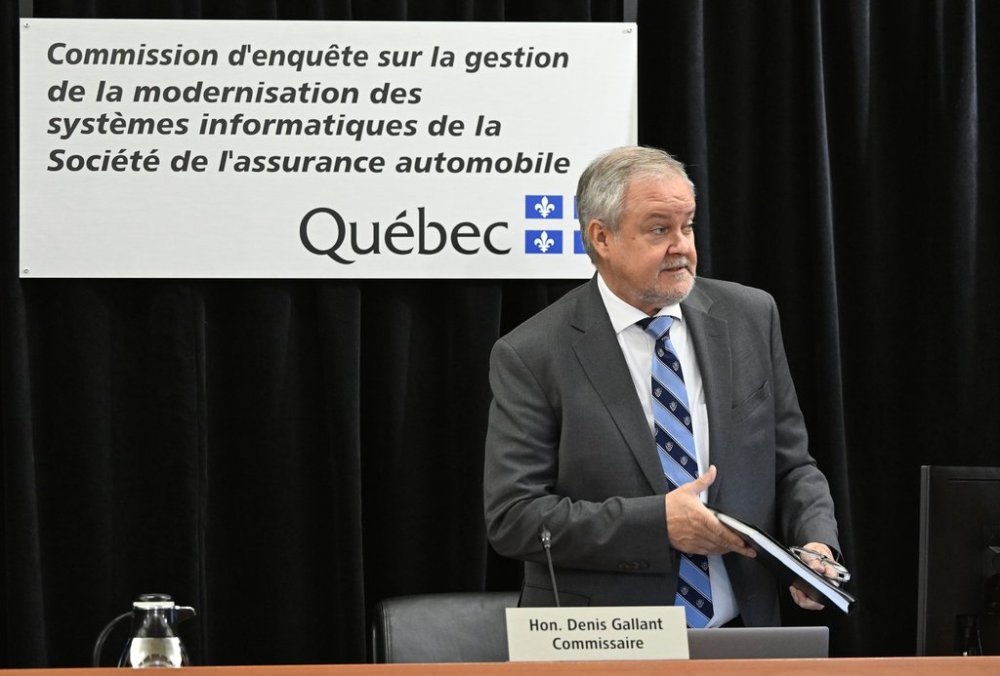 Commissioner Denis Gallant arrives at an inquiry into the rollout of SAAQclic by Quebec's auto insurance board in Quebec City on Thursday, May 15, 2025. THE CANADIAN PRESS/Jacques Boissinot
