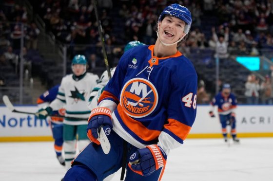 New York Islanders' Matthew Schaefer (Frank Franklin II / The Associated Press files)