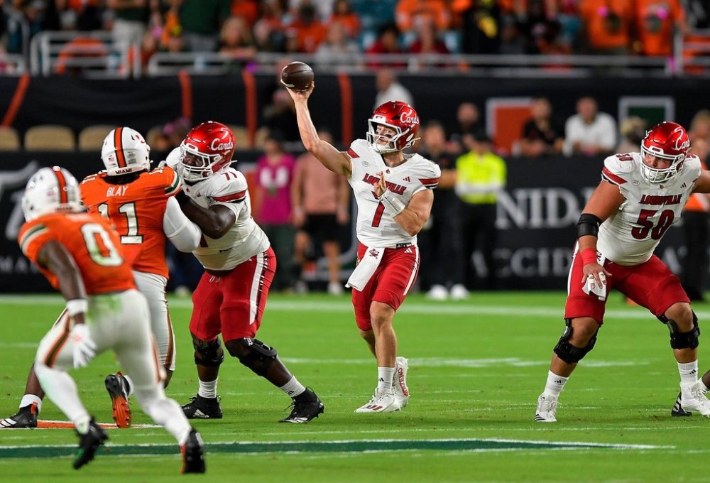 Louisville quarterback Miller Moss (7) throws the ball during the first half of an NCAA college football game against Miami, Friday, Oct. 17, 2025, in Miami Gardens, Fla. (AP Photo/Michael Laughlin)