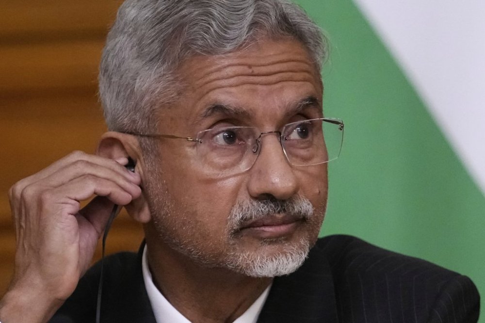 India's Foreign Minister Subrahmanyam Jaishankar holds an earphone as he attends a joint news conference with Russia's Foreign Minister Sergey Lavrov following their talks at Zinaida Morozova's Mansion in Moscow, Russia, Thursday, Aug. 21, 2025. (AP Photo/Alexander Zemlianichenko, Pool)