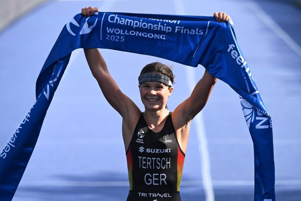 Lisa Tertsch of Germany reacts as she wins the Elite Women's final at the World Triathlon Championships in Wollongong, Australia, Sunday, Oct. 19, 2025. (Dean Lewins/AAPImage via AP)