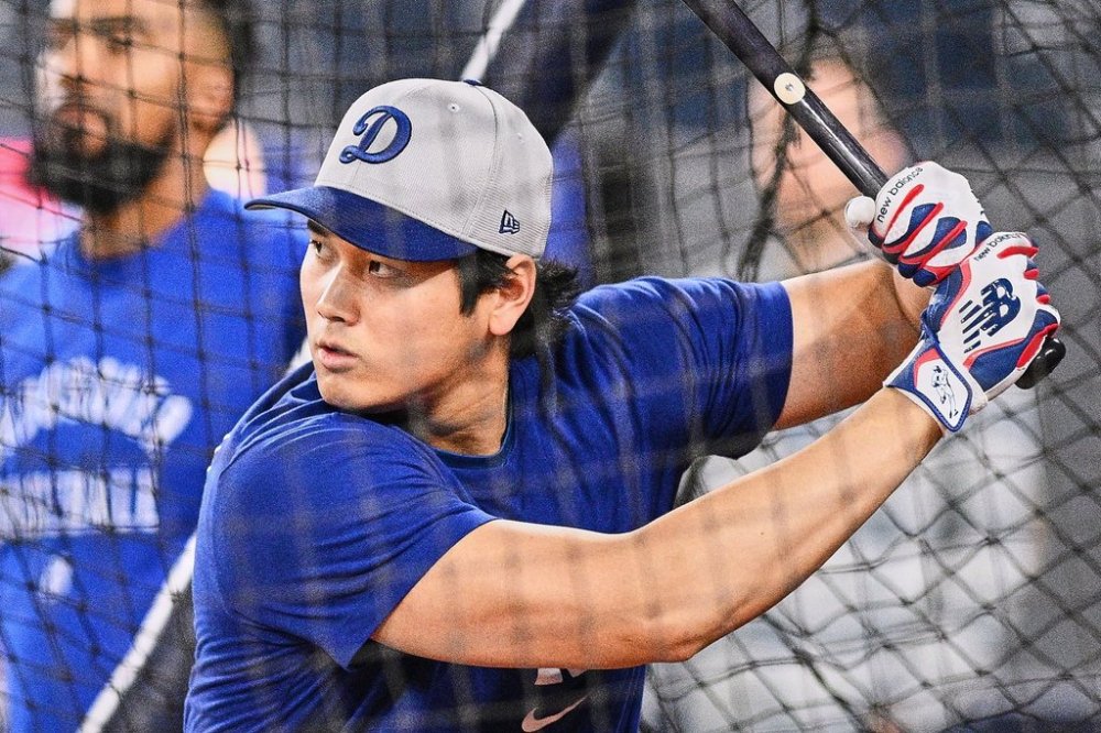 Los Angeles Dodgers' Shohei Ohtani (17) hits during batting practice ahead of the 2025 World Series against the Toronto Blue Jays in Toronto, on Thursday, Oct. 23, 2025. THE CANADIAN PRESS/Sammy Kogan