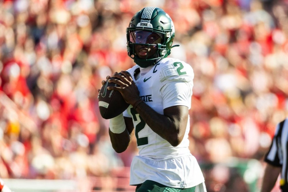 Michigan State Spartans quarterback Aidan Chiles (2) looks to pass against Nebraska during the first half of an NCAA college football game, Saturday, Oct. 4, 2025, in Lincoln, Neb. (AP Photo/Bonnie Ryan)